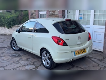 Used Vauxhall Corsa 2012 for sale - 76125537: Photo