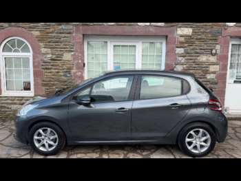 Used Peugeot 208 2013 for sale - 74943717: Photo