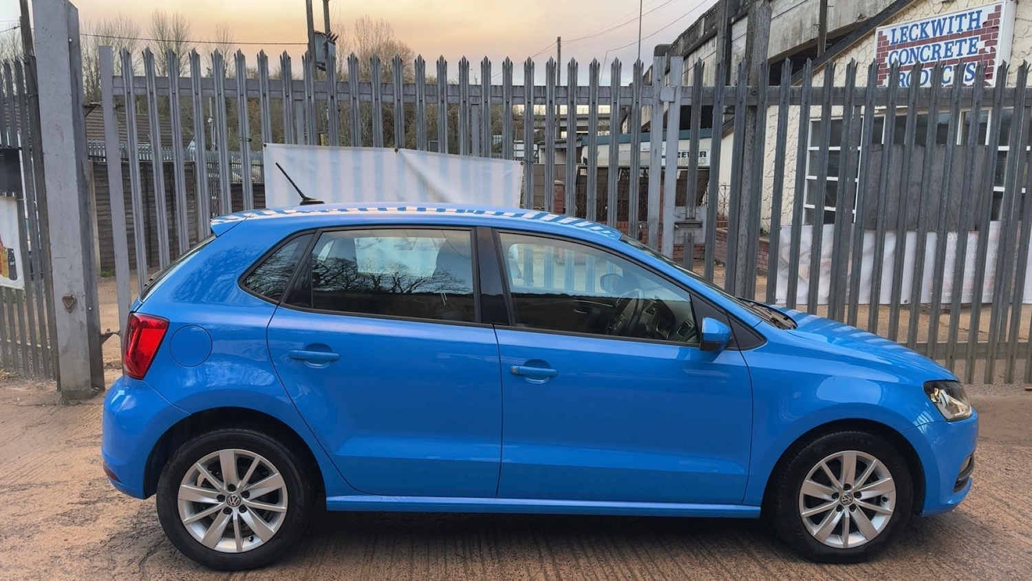 Used Volkswagen Polo 2015 for sale - 77073439: Photo 6