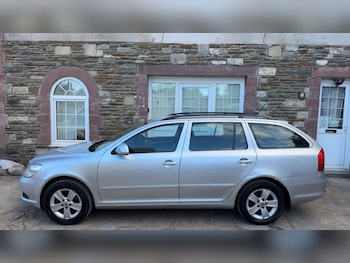 Used Skoda Octavia 2012 for sale - 75530331: Photo