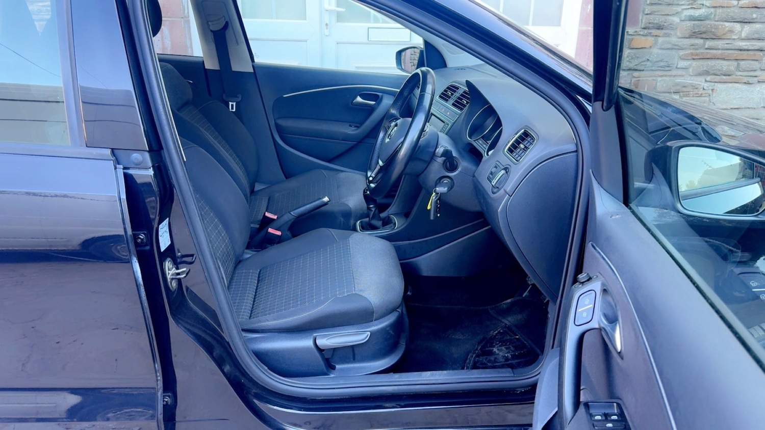 Used Volkswagen Polo 2014 for sale - 76510524: Photo 16