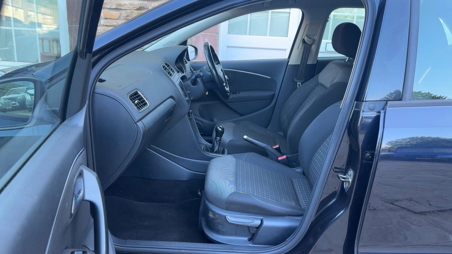 Used Volkswagen Polo 2014 for sale - 76510524: Photo 22