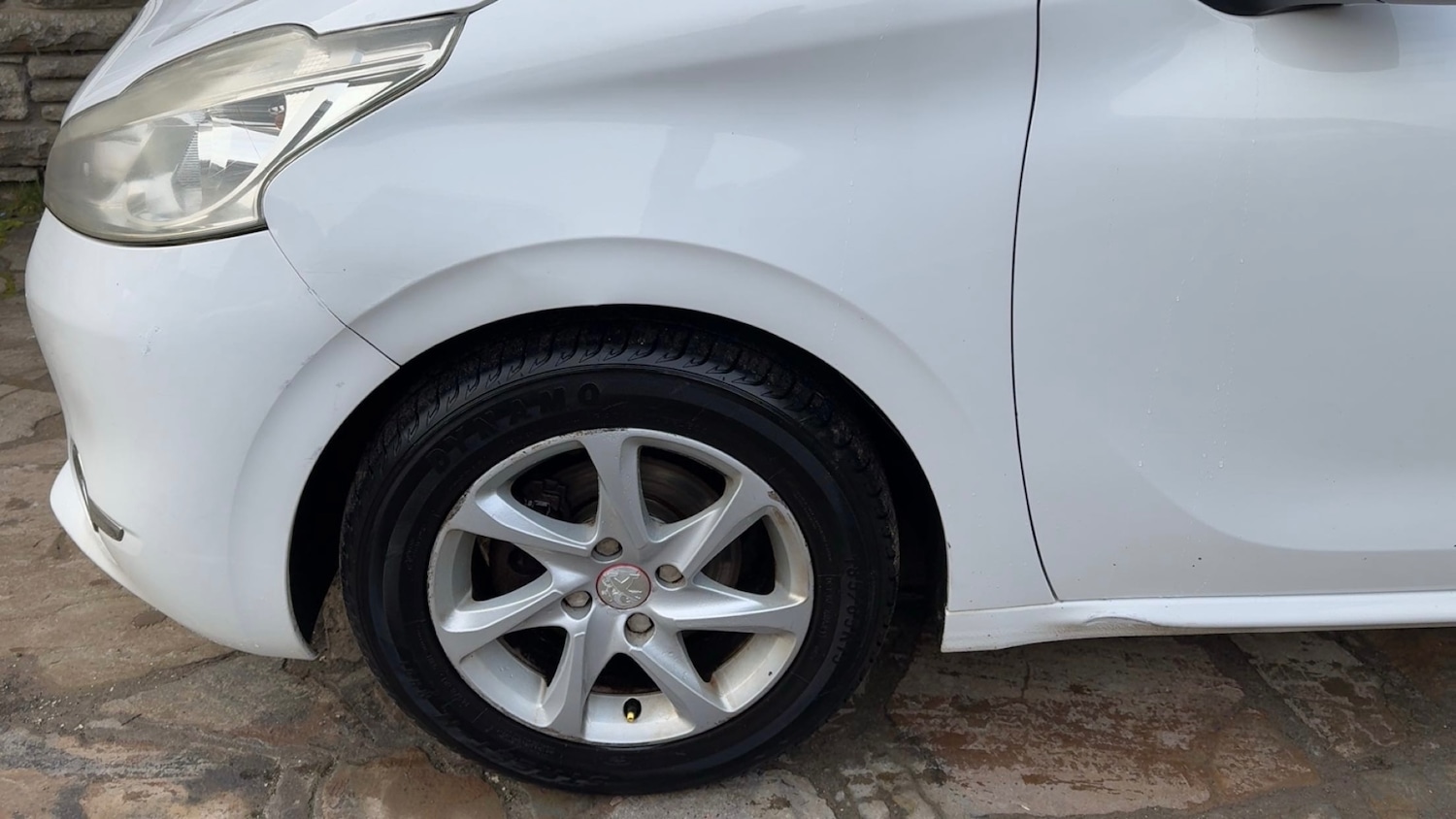 Used Peugeot 208 2014 for sale - 76726160: Photo 19