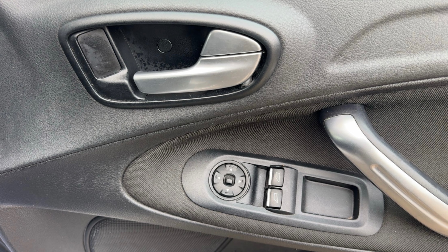 Used Ford Galaxy 2010 for sale - 77201743: Photo 16