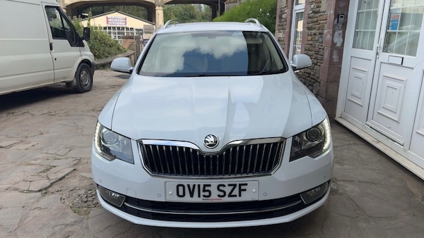 Used Skoda Superb 2015 for sale - 76230503: Photo 8
