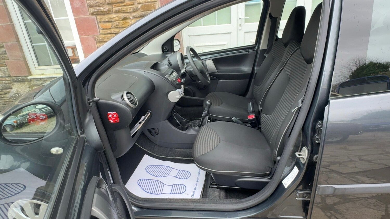 Used Peugeot 107 2013 for sale - 77682273: Photo 17