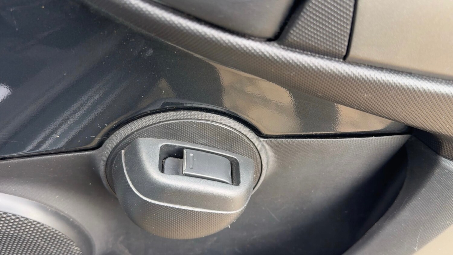 Used Peugeot 107 2013 for sale - 77682273: Photo 18