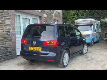 Used Volkswagen Touran 2013 for sale - 74362791: Photo