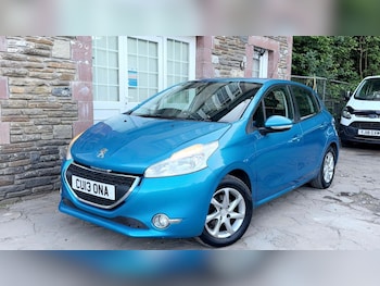 Used Peugeot 208 2013 for sale - 75612212: Photo