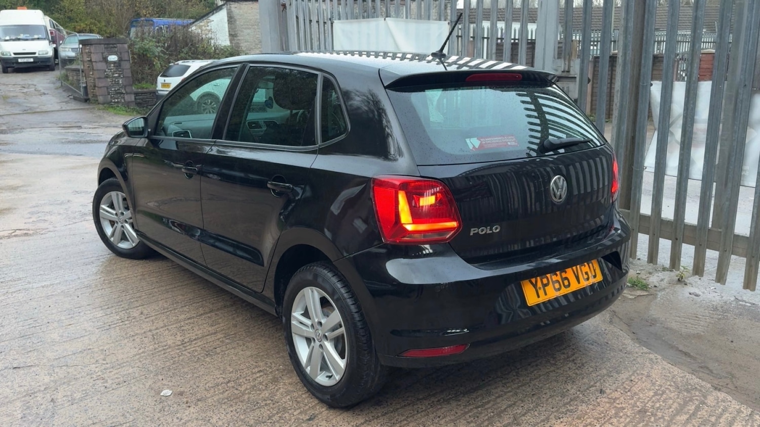 Used Volkswagen Polo 2016 for sale - 76752022: Photo 3