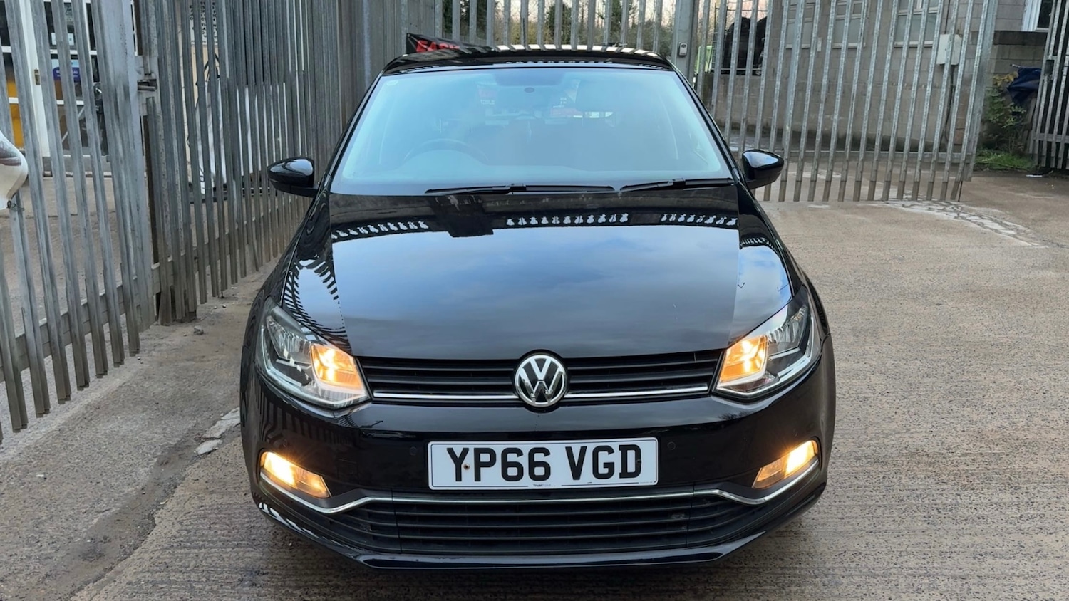 Used Volkswagen Polo 2016 for sale - 76752022: Photo 8