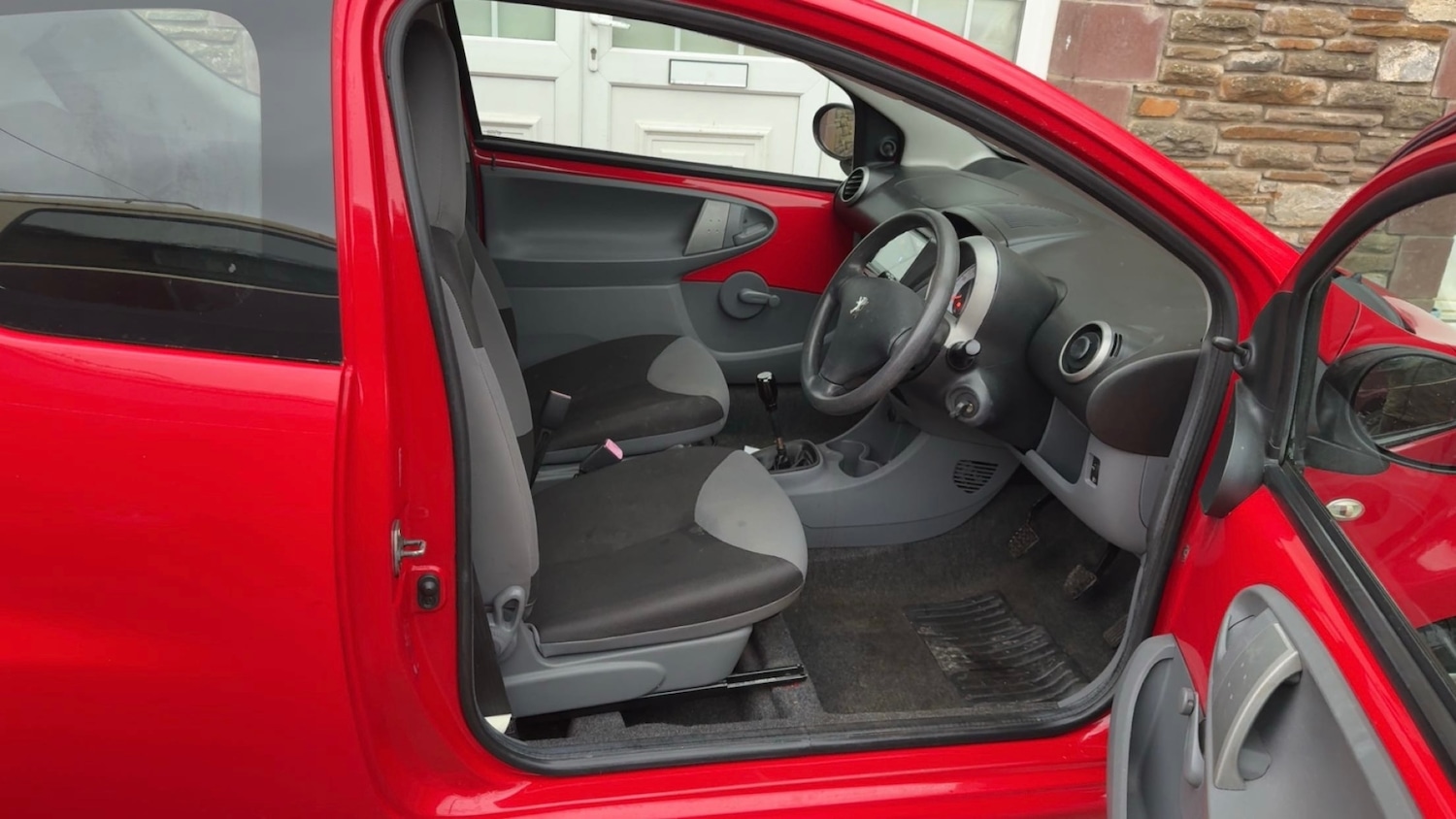 Used Peugeot 107 2010 for sale - 77264741: Photo 10