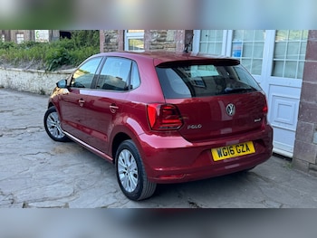 Used Volkswagen Polo 2016 for sale - 79058705: Photo