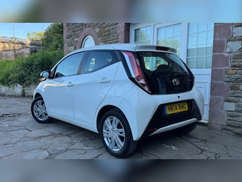 Used Toyota AYGO 2014 for sale - 79328276: Photo