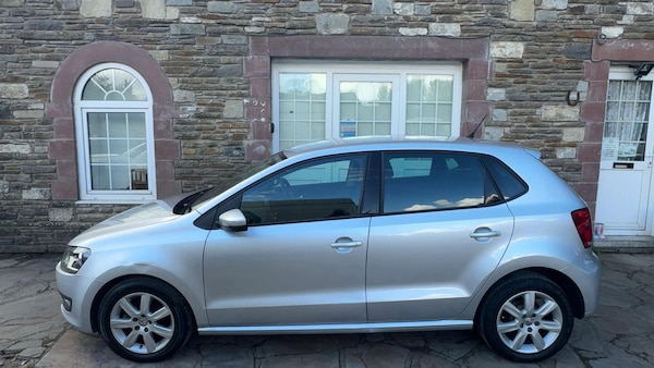Used Volkswagen Polo 2012 for sale - 76125657: Photo 2
