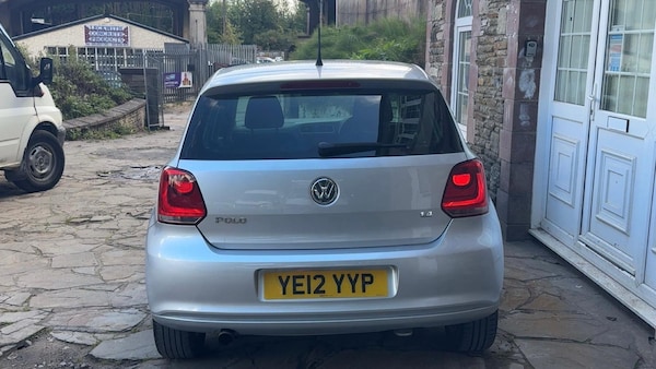 Used Volkswagen Polo 2012 for sale - 76125657: Photo 4