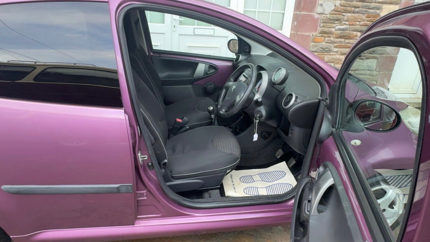 Used Peugeot 107 2013 for sale - 77129790: Photo 11