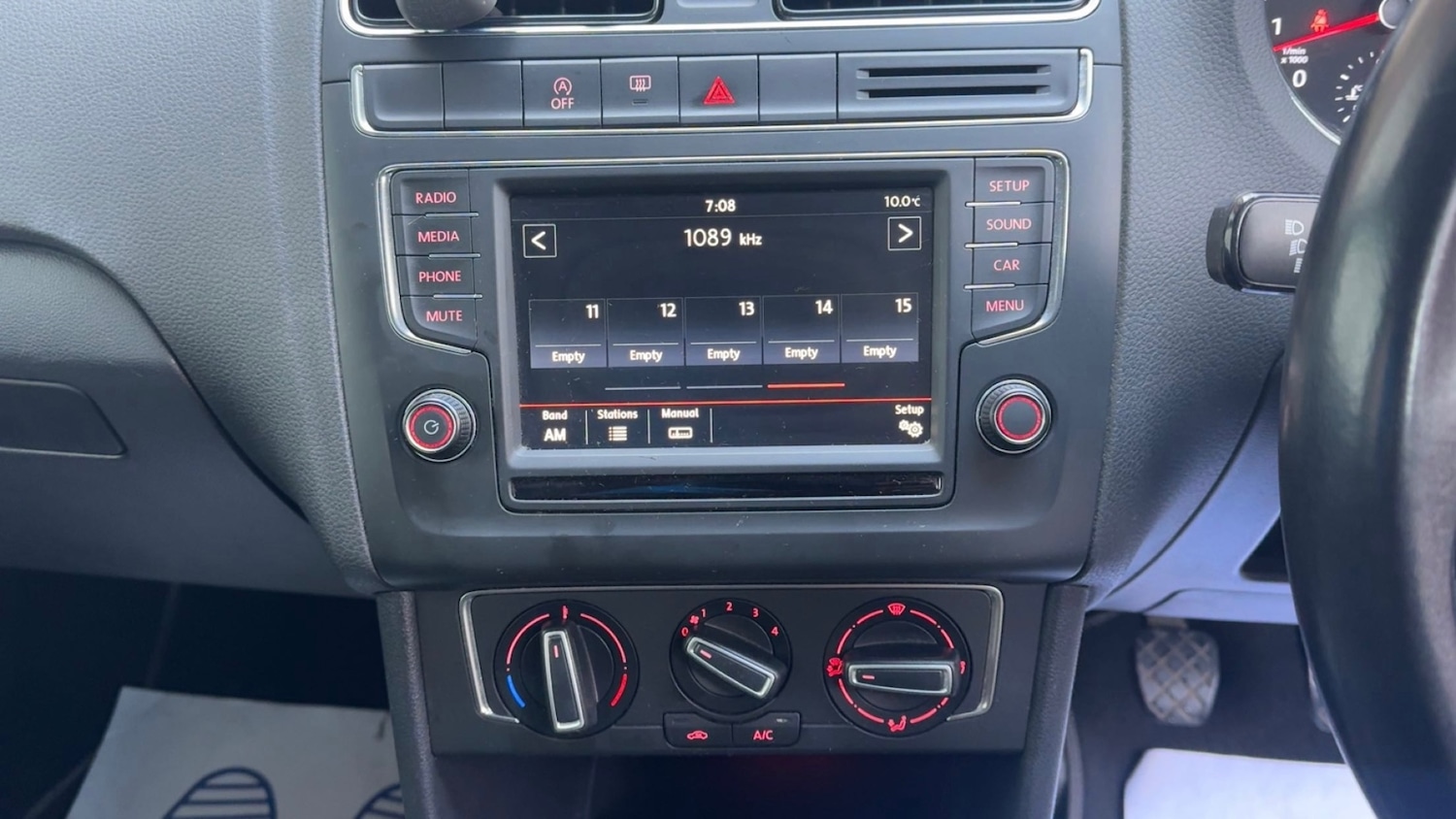 Used Volkswagen Polo 2016 for sale - 77550210: Photo 15