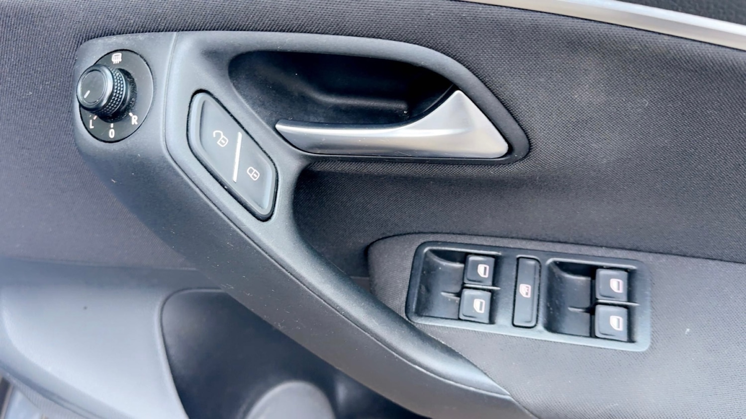 Used Volkswagen Polo 2016 for sale - 77550210: Photo 16