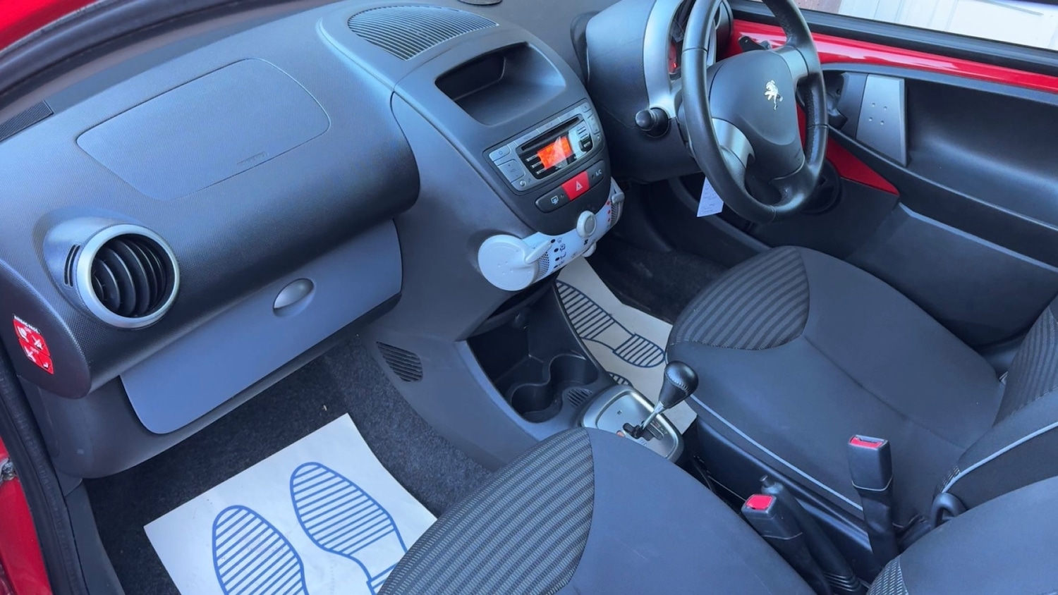 Used Peugeot 107 2013 for sale - 76855455: Photo 15