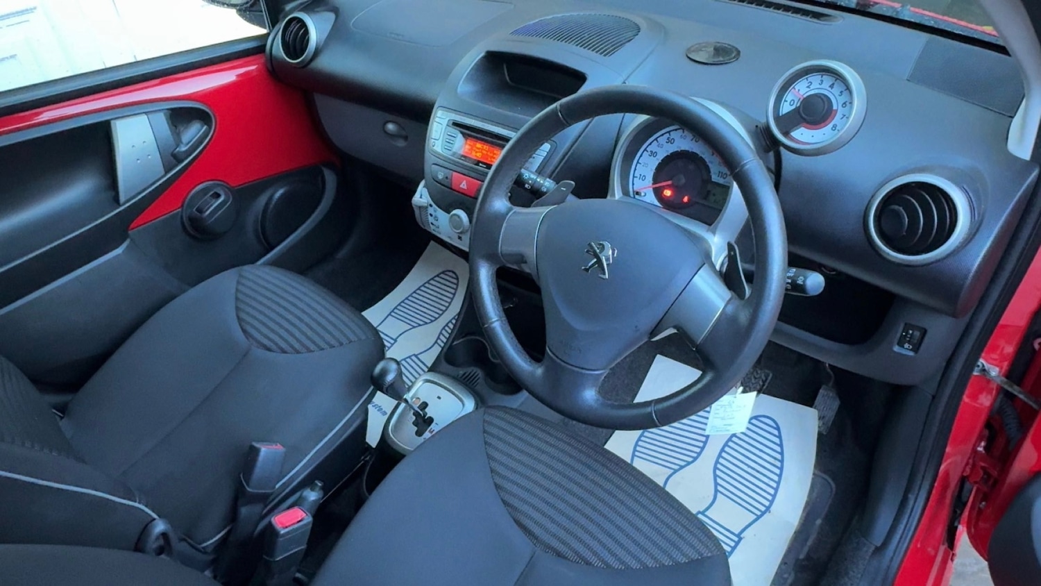 Used Peugeot 107 2013 for sale - 76855455: Photo 9