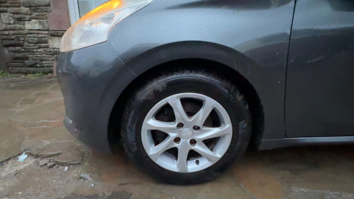 Used Peugeot 208 2013 for sale - 77466040: Photo 16