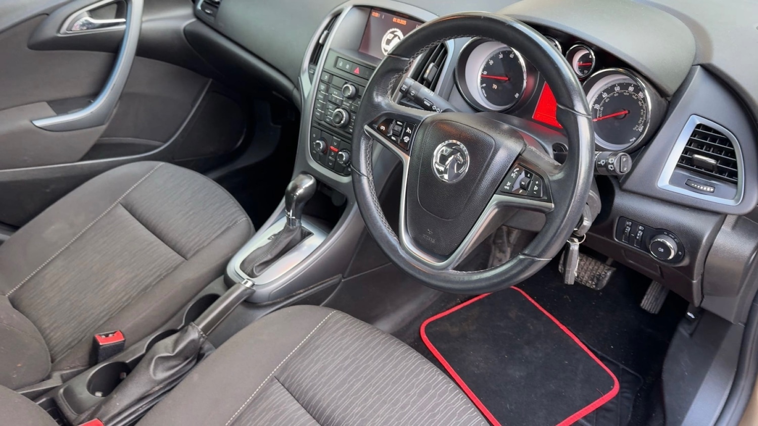 Used Vauxhall Astra 2013 for sale - 76669032: Photo 16