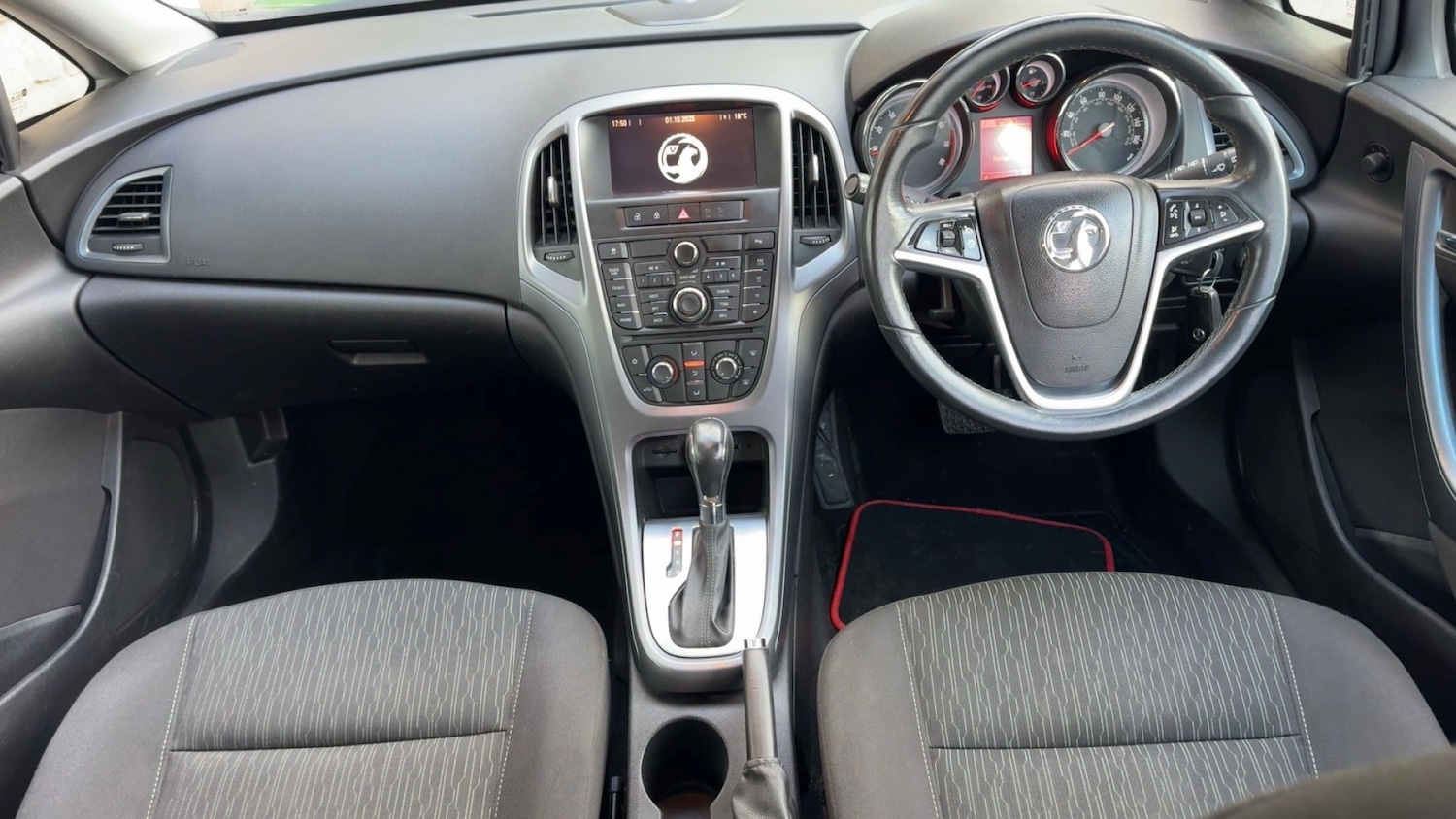 Used Vauxhall Astra 2013 for sale - 76669032: Photo 18