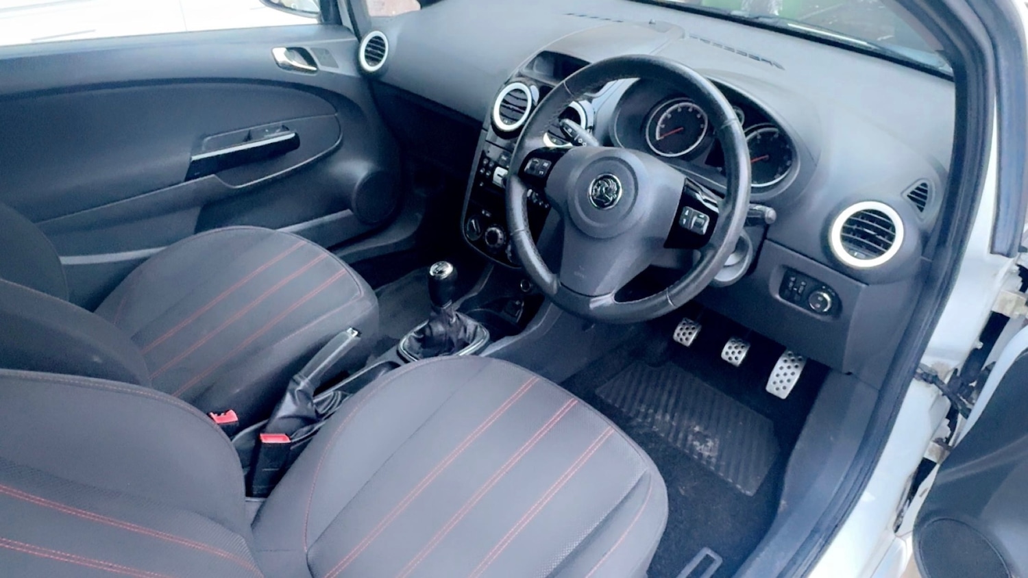 Used Vauxhall Corsa 2011 for sale - 77736965: Photo 10