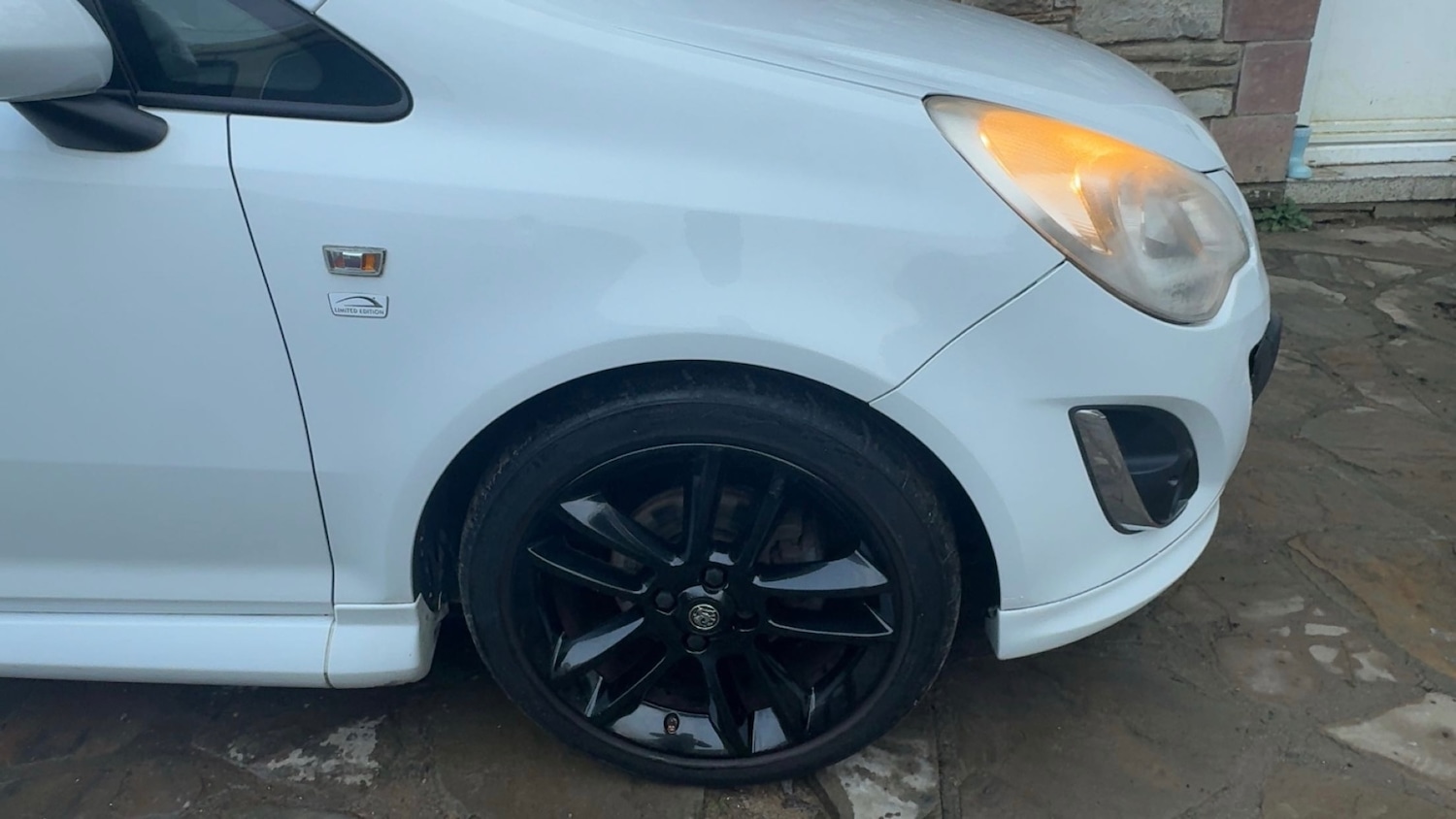 Used Vauxhall Corsa 2011 for sale - 77736965: Photo 17