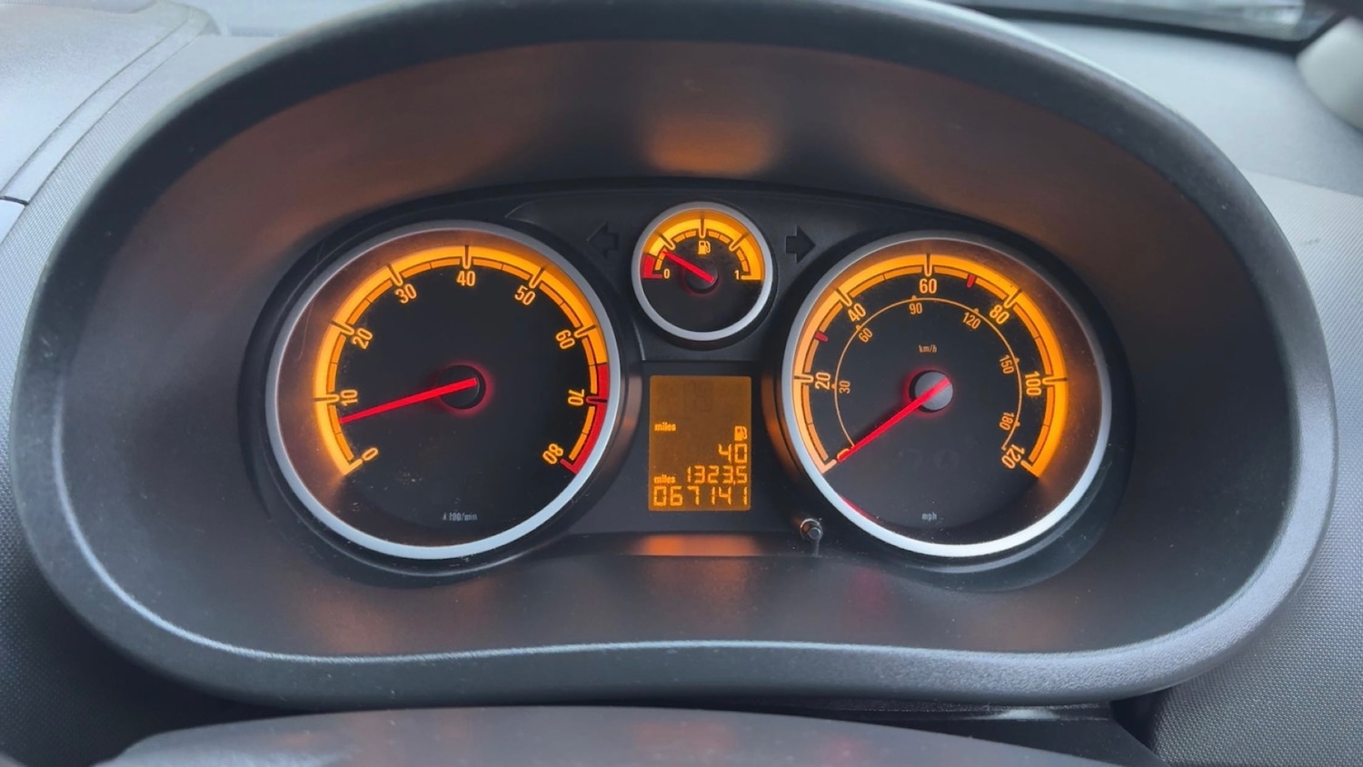 Used Vauxhall Corsa 2011 for sale - 77736965: Photo 9