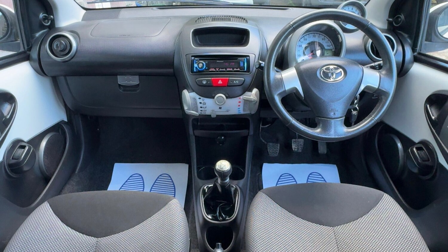 Used Toyota AYGO 2013 for sale - 78155748: Photo 13