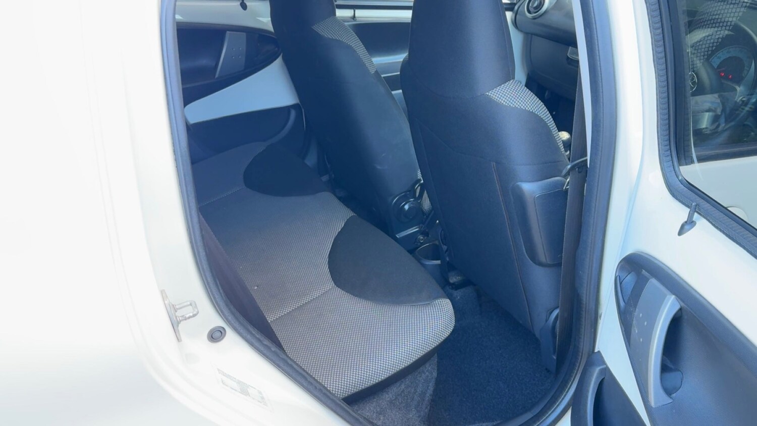 Used Toyota AYGO 2013 for sale - 78155748: Photo 19