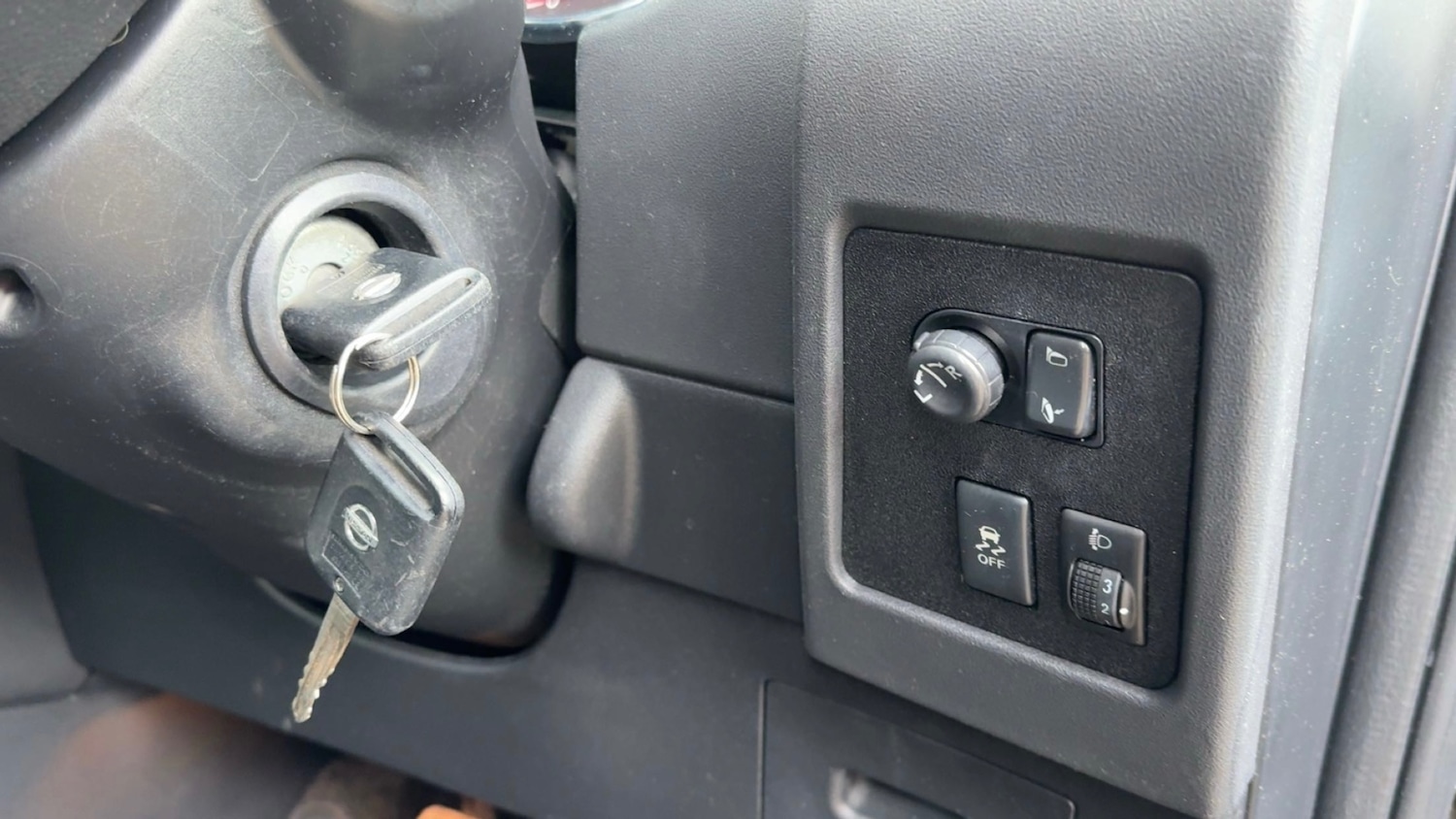 Used Nissan Qashqai 2011 for sale - 76726176: Photo 17