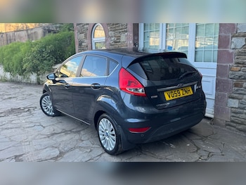 Used Ford Fiesta 2009 for sale - 79335977: Photo