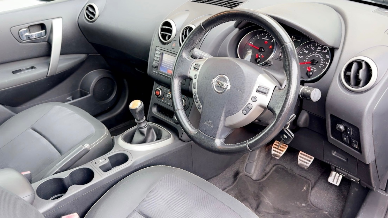 Used Nissan Qashqai 2011 for sale - 76951457: Photo 13