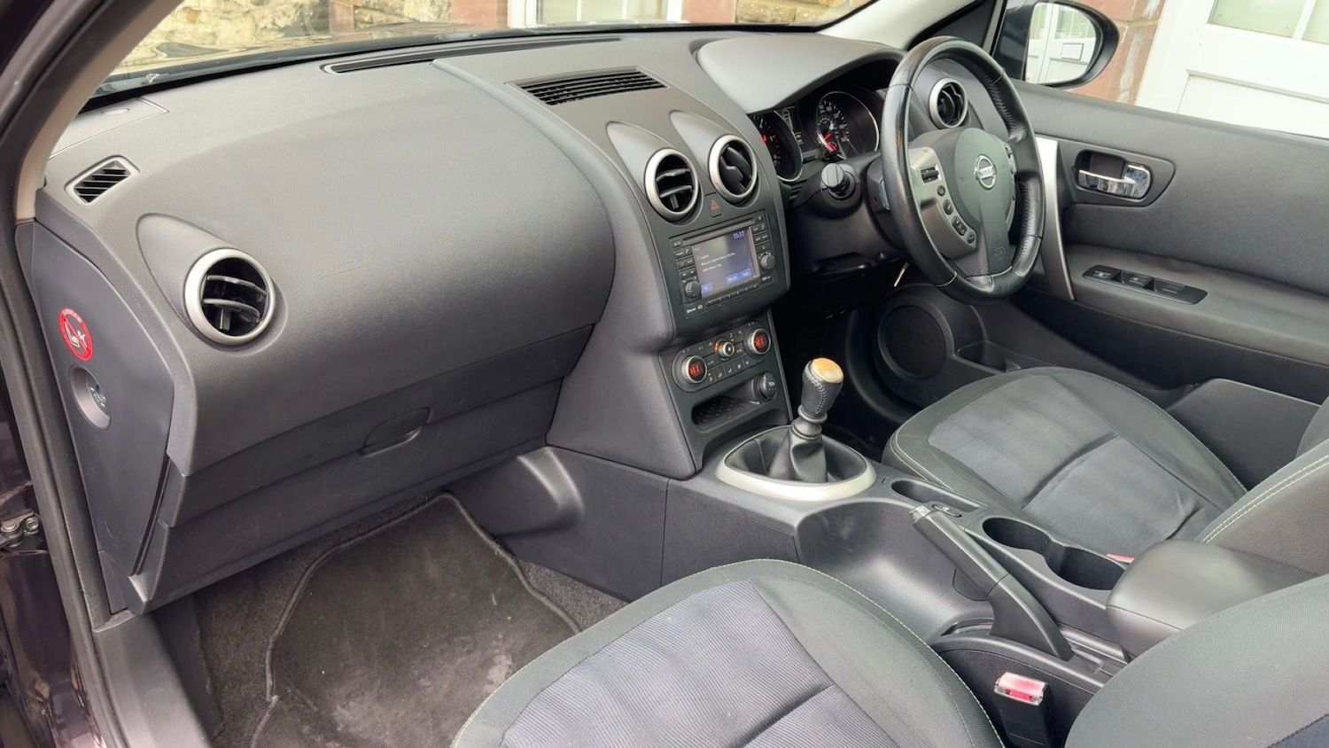 Used Nissan Qashqai 2011 for sale - 76951457: Photo 19