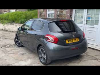 Used Peugeot 208 2013 for sale - 74860792: Photo