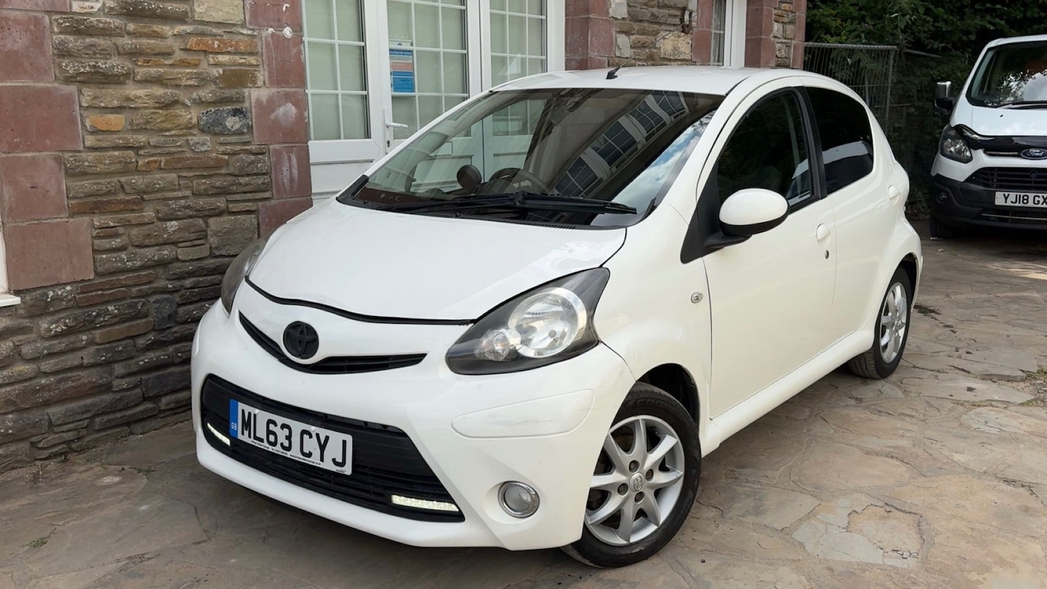 Used Toyota AYGO 2013 for sale - 76510484: Photo 1