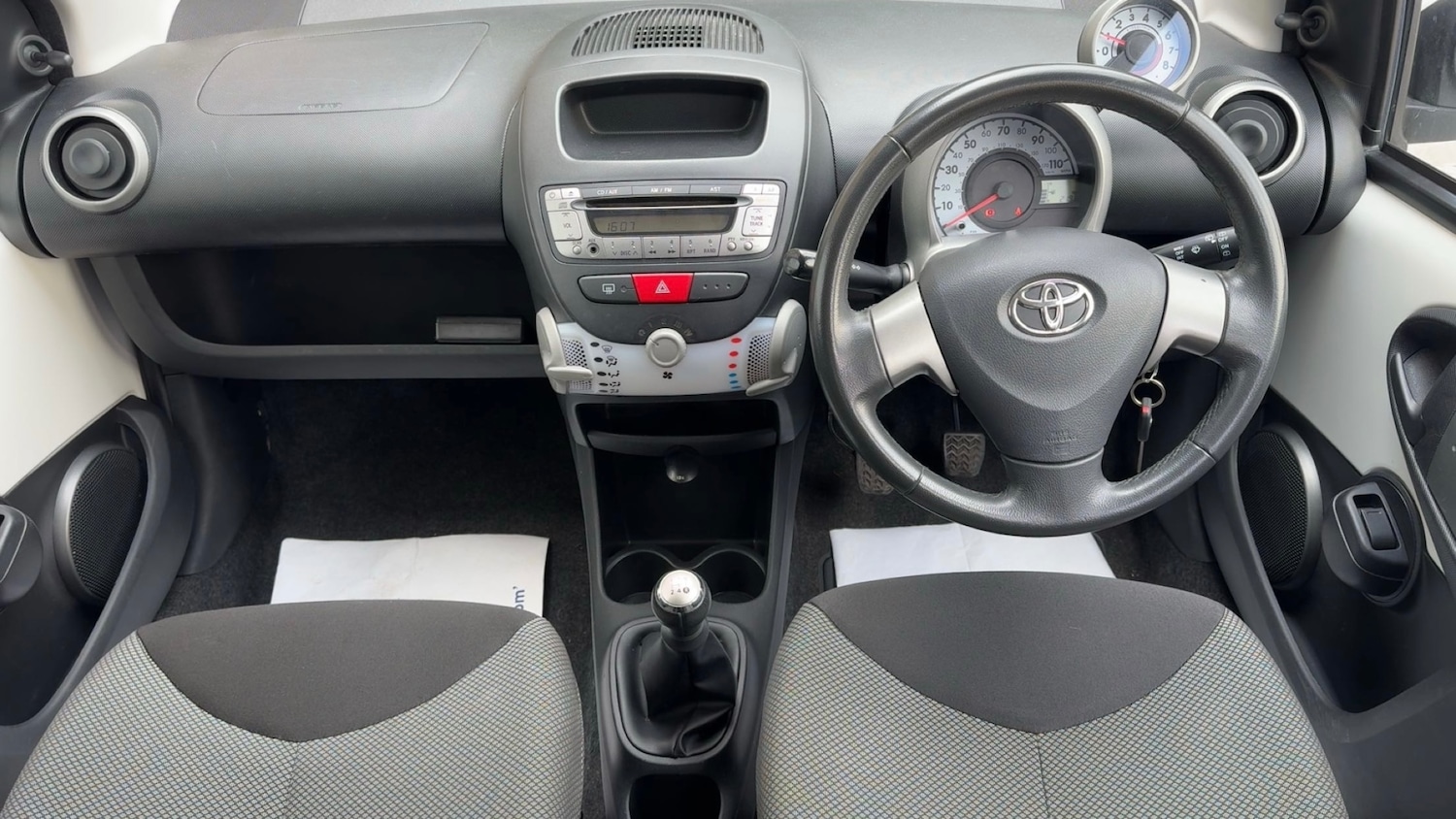 Used Toyota AYGO 2013 for sale - 76510484: Photo 11