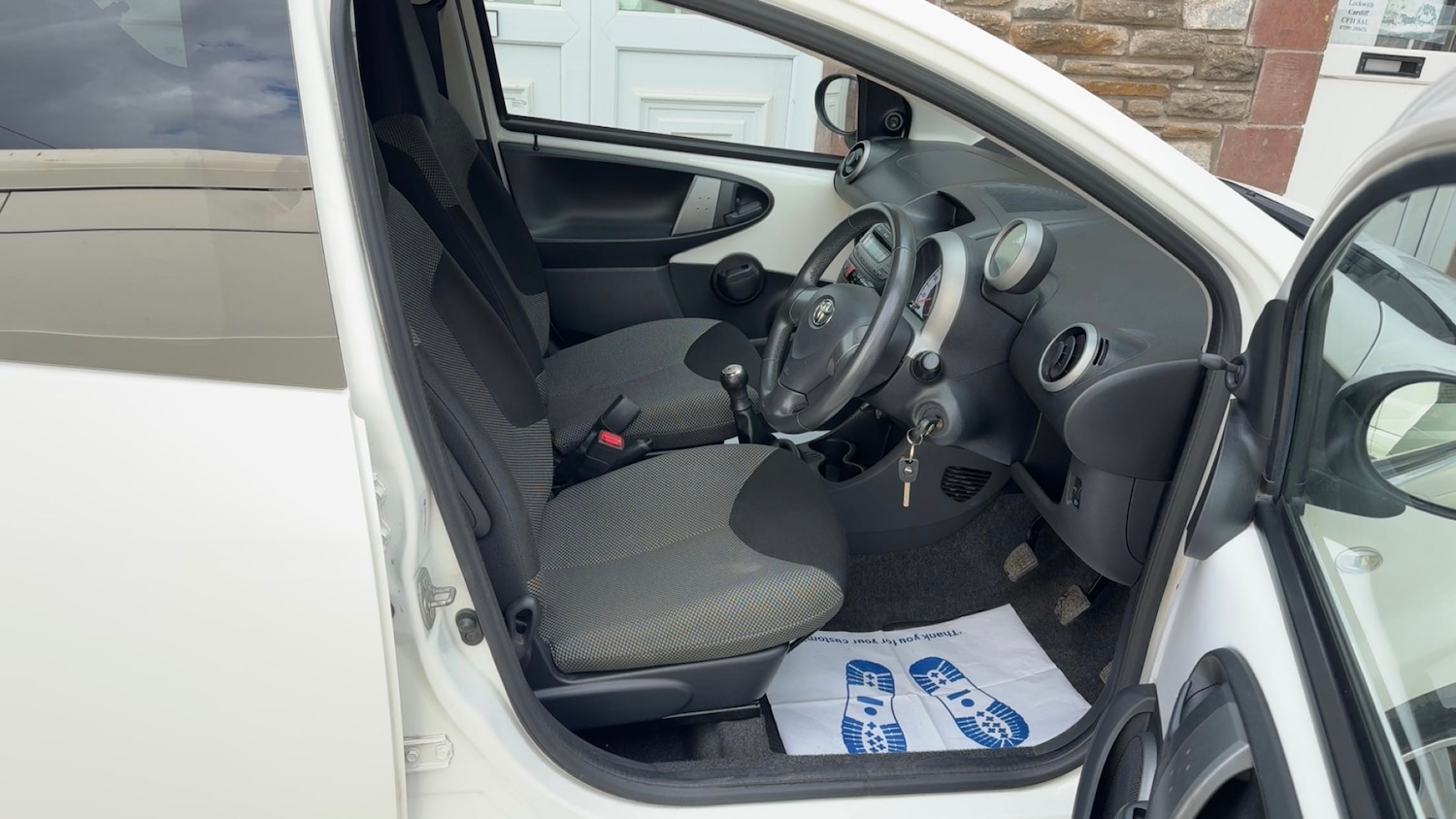 Used Toyota AYGO 2013 for sale - 76510484: Photo 14