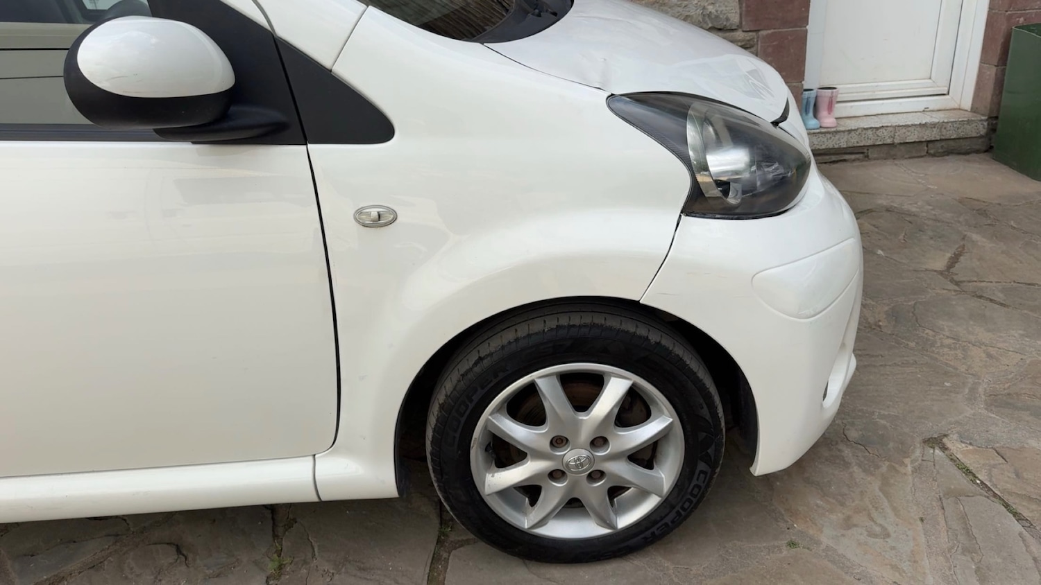 Used Toyota AYGO 2013 for sale - 76510484: Photo 16