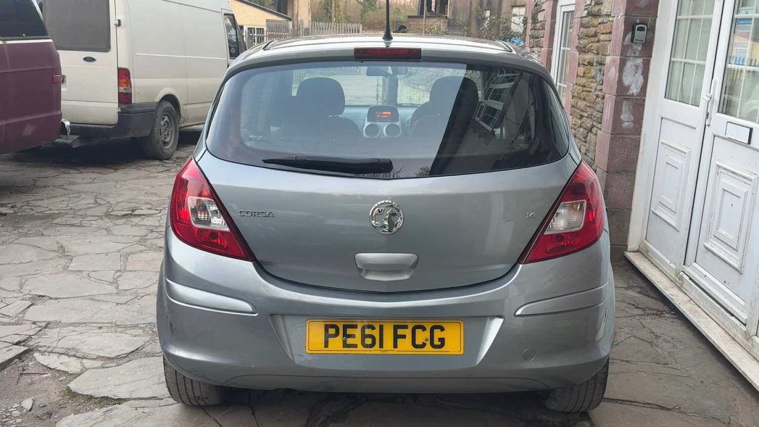 Used Vauxhall Corsa 2011 for sale - 77973120: Photo 4