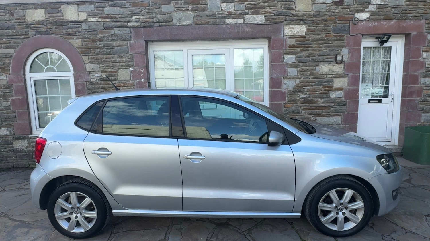 Used Volkswagen Polo 2012 for sale - 76518465: Photo 6