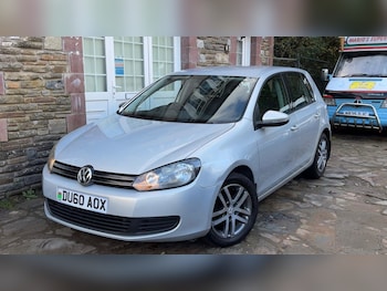 Volkswagen - Golf