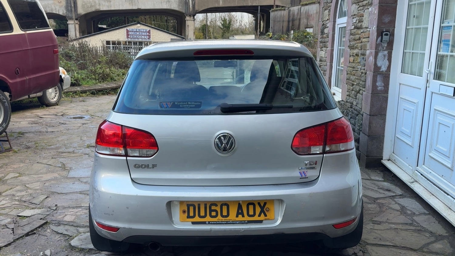 Used Volkswagen Golf 2010 for sale - 76692601: Photo 4