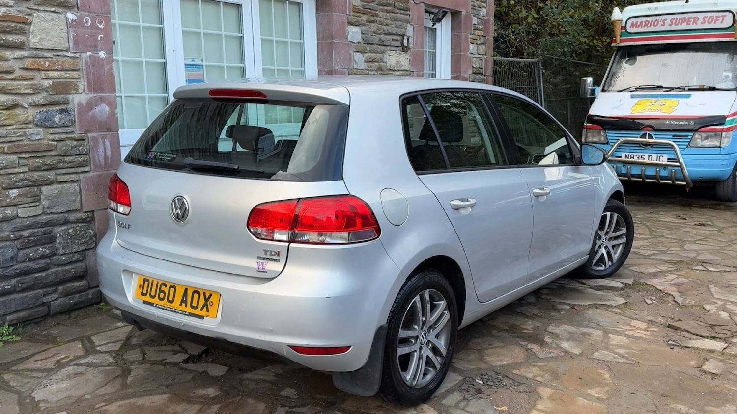 Used Volkswagen Golf 2010 for sale - 76692601: Photo 5