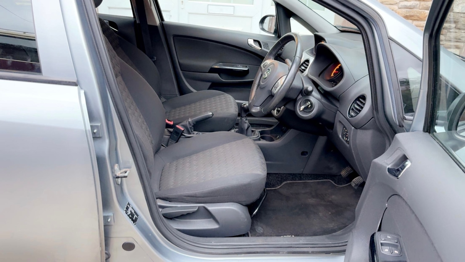 Used Vauxhall Corsa 2013 for sale - 77409939: Photo 10