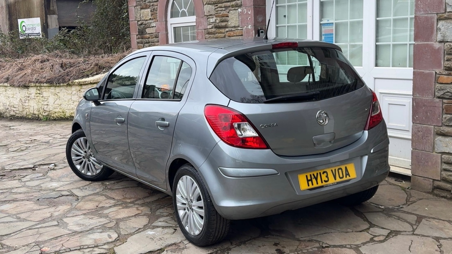 Used Vauxhall Corsa 2013 for sale - 77409939: Photo 2
