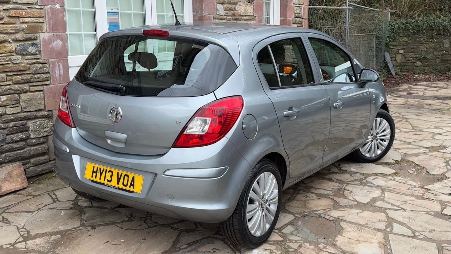 Used Vauxhall Corsa 2013 for sale - 77409939: Photo 4